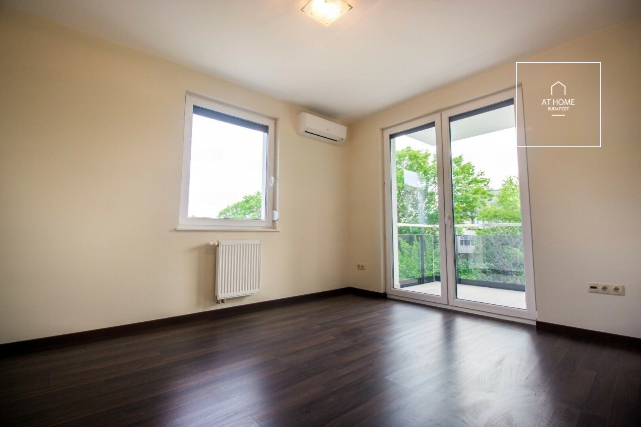 3-bedroom newish apartment for rent in Budapest district II., Rózsadomb