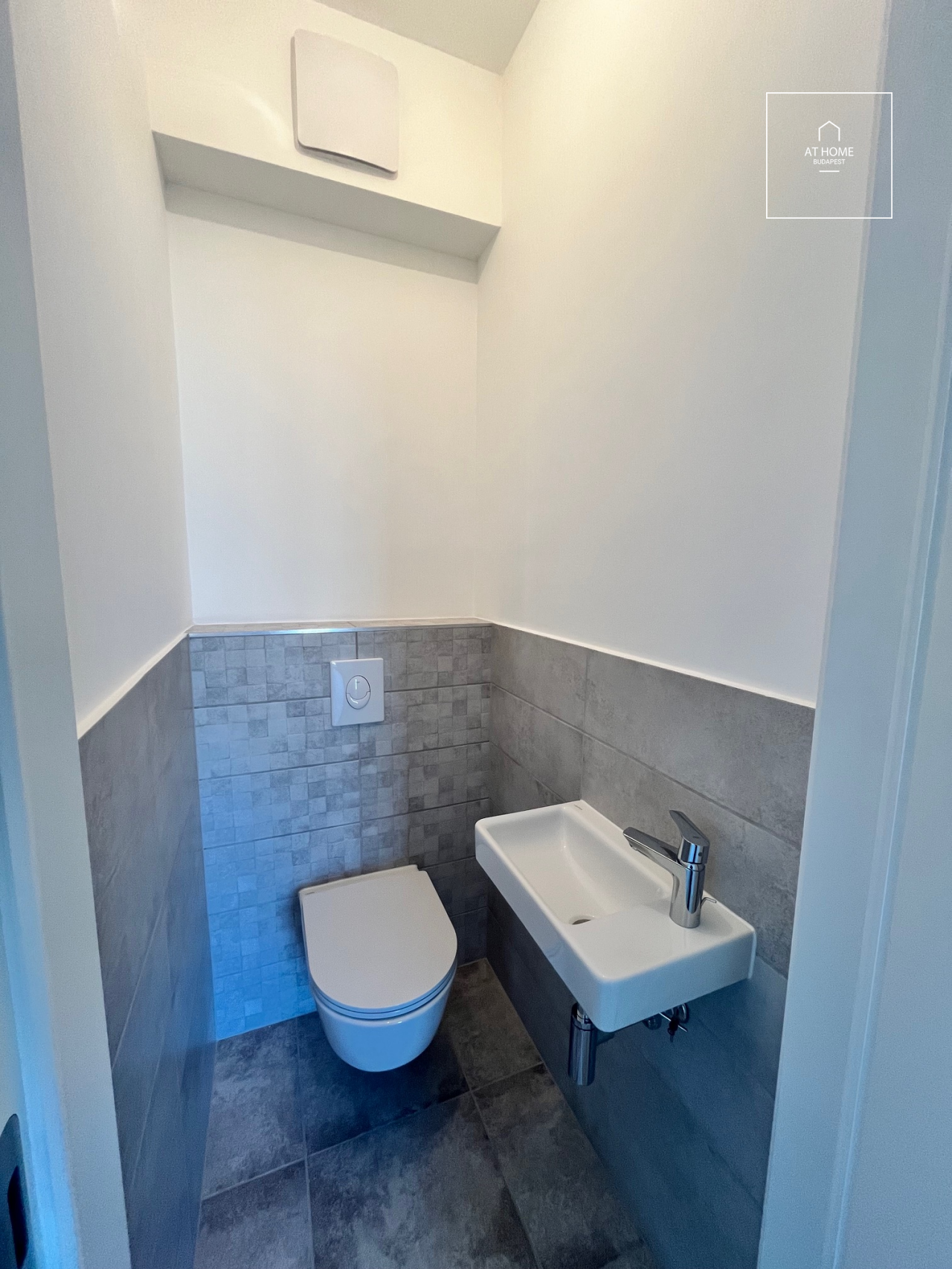 A newly built one-bedroom apartment is available For rent in the 11th district of Budapest, Budapart.