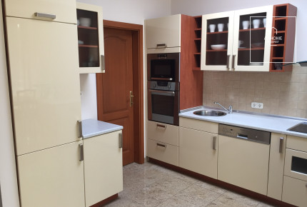 Charming apartment for rent Budapest II. district, Kurucles