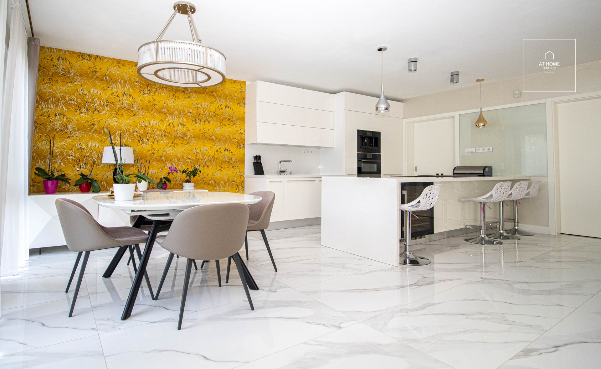 Budapest 2. kerületében kiadó egy teraszos igényes első emeleti lakás