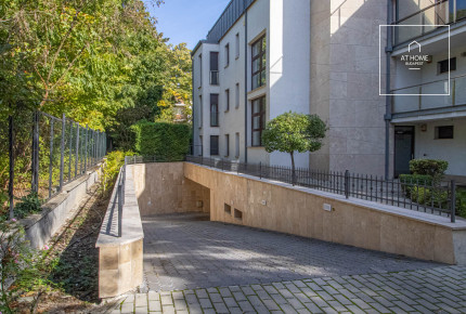 Stellar apartment Budapest II. district, Rézmál