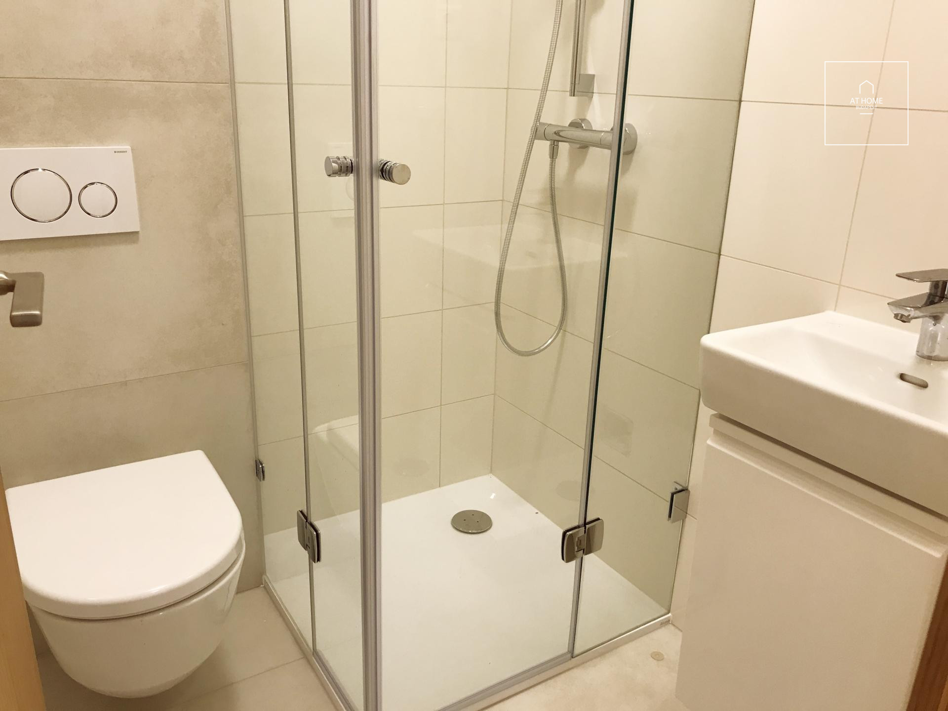 Newly built 3- bedroom apartment for rent in the XI. district