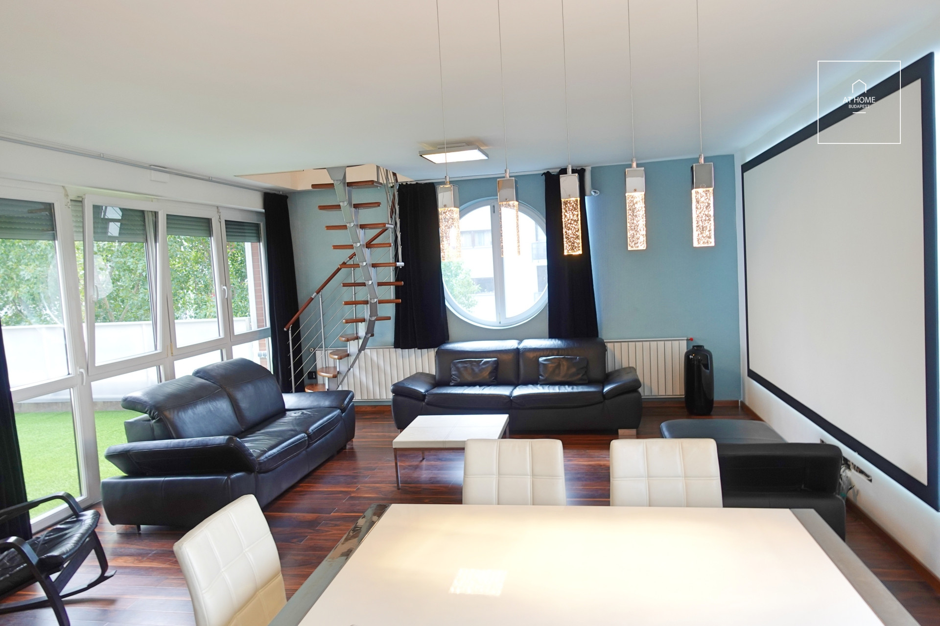 Modern apartment with huge terrace for rent in tthe XIII. district