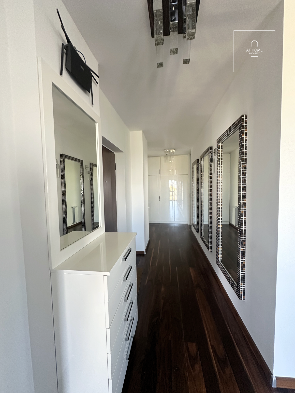 Modern apartment with huge terrace for rent in tthe XIII. district