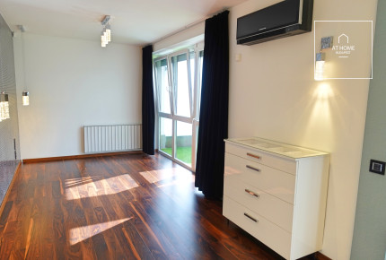Modern apartment with huge terrace for rent in tthe XIII. district