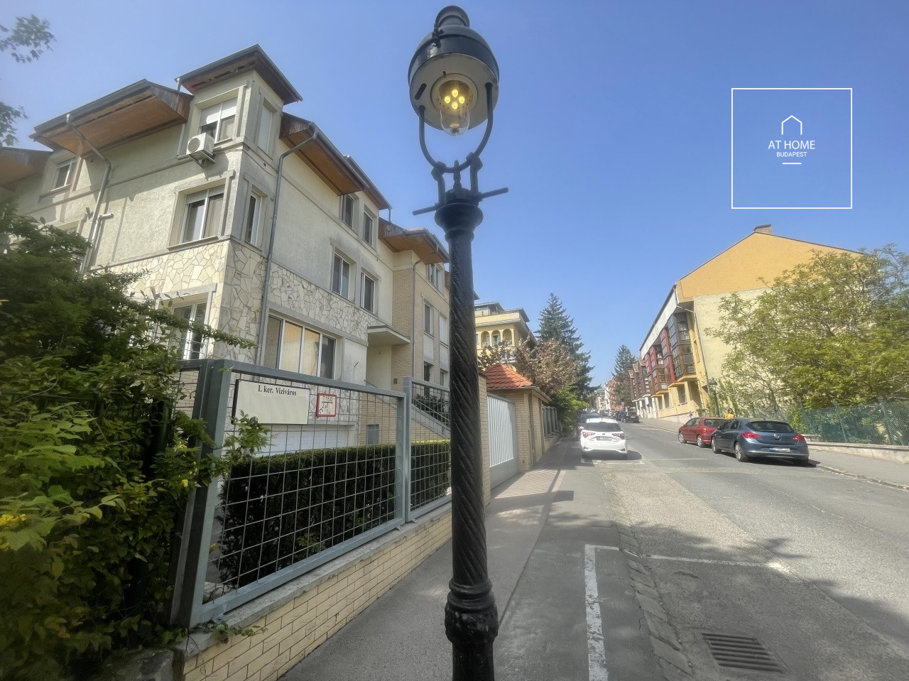 Charming Apartment for Sale close to the Castle, in district 1, Budapest