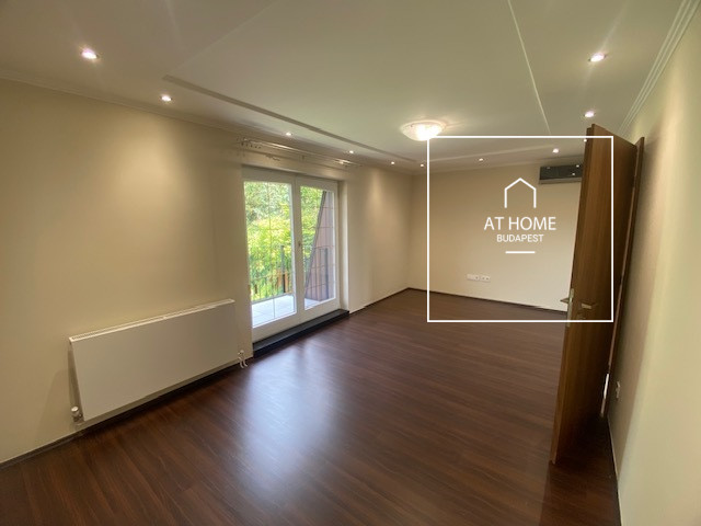 Renovated 150 sqm family home in a green area in 2nd District, Szépvölgy