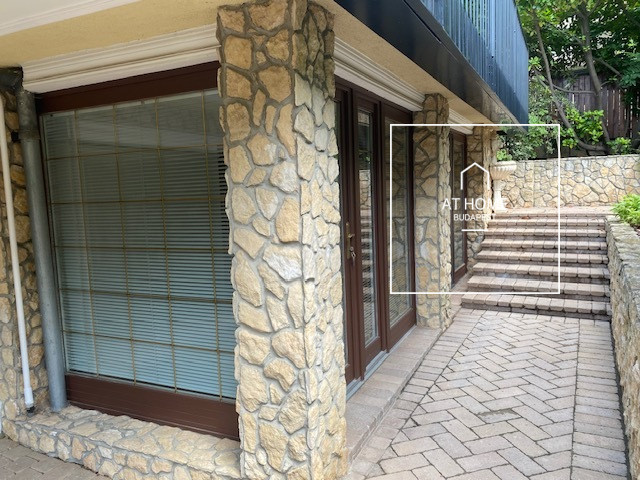 Renovated 150 sqm family home in a green area in 2nd District, Szépvölgy