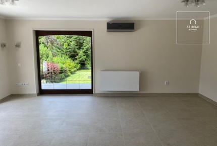 Renovated 150 sqm family home in a green area in 2nd District, Szépvölgy