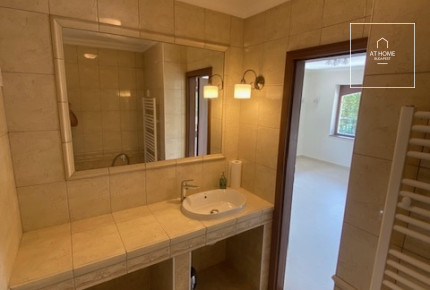 Renovated 150 sqm family home in a green area in 2nd District, Szépvölgy
