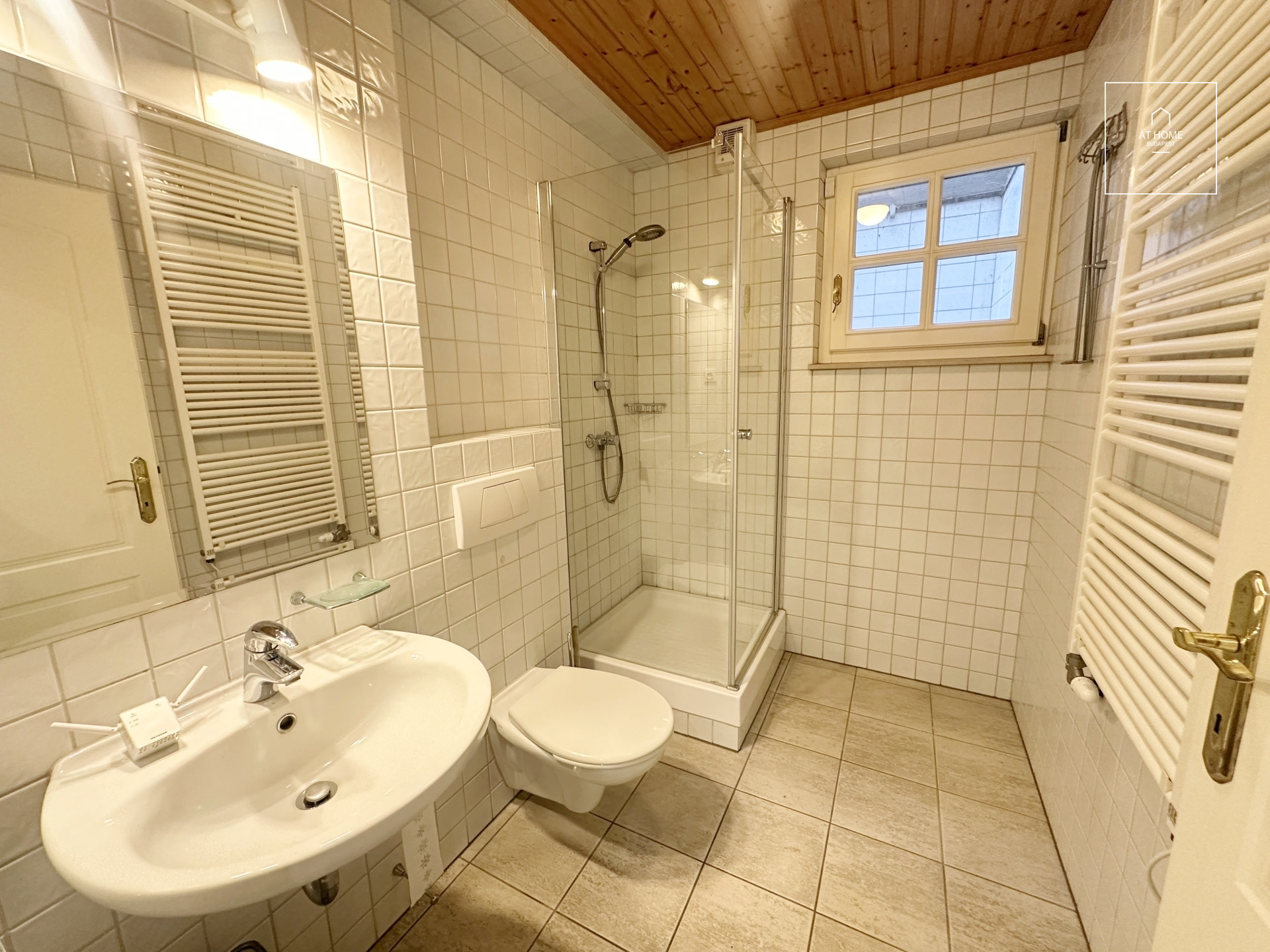 Elegant Villa-Style Semi-Detached Home for Rent in District 12