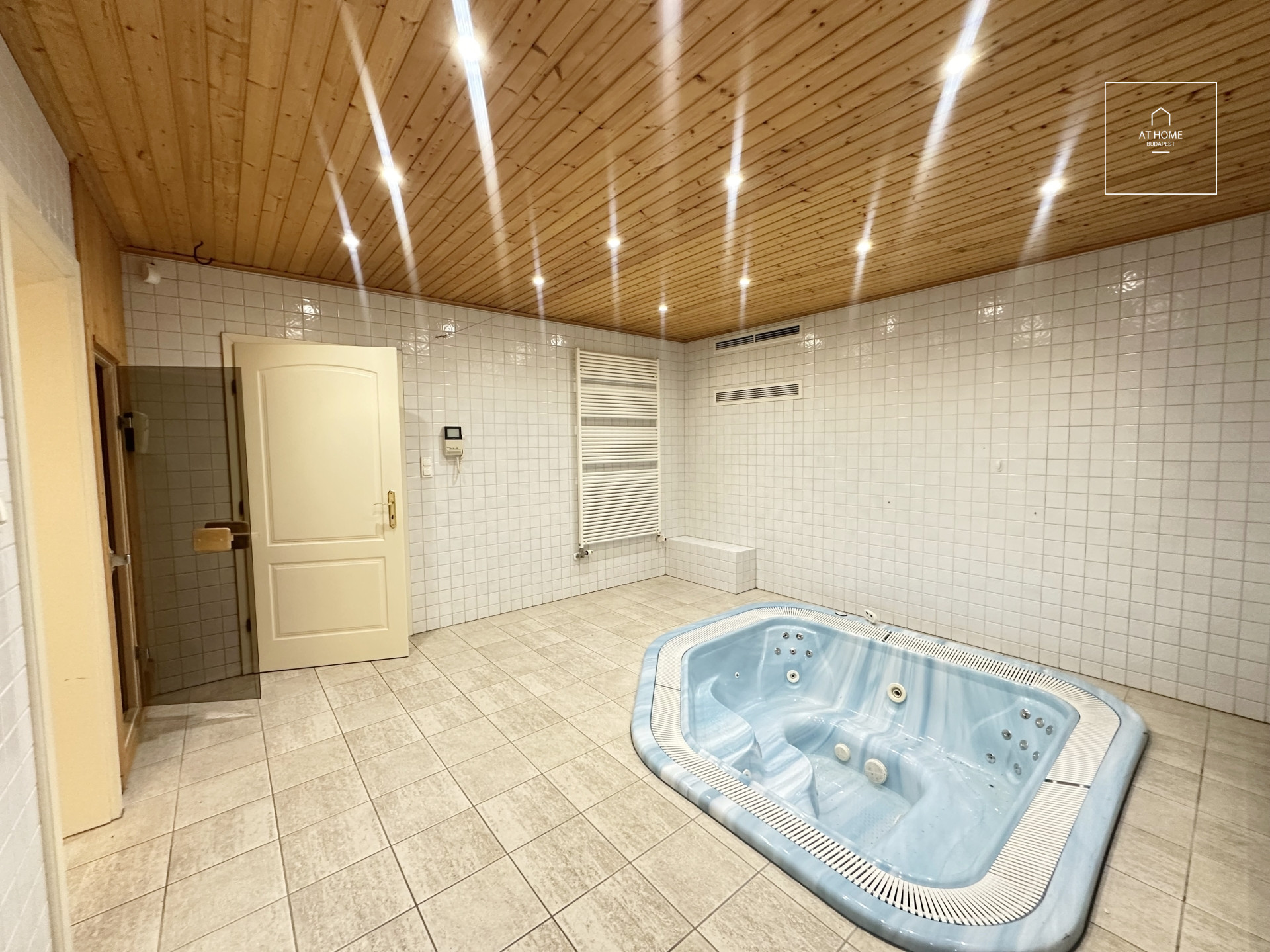 Elegant Villa-Style Semi-Detached Home for Rent in District 12