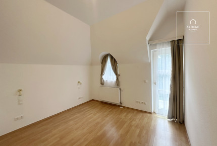 Elegant Villa-Style Semi-Detached Home for Rent in District 12