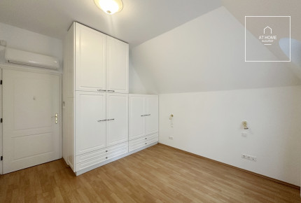 Elegant Villa-Style Semi-Detached Home for Rent in District 12