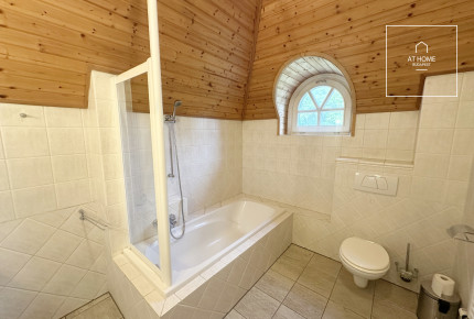 Elegant Villa-Style Semi-Detached Home for Rent in District 12