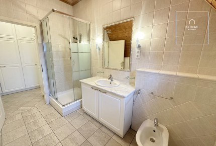 Elegant Villa-Style Semi-Detached Home for Rent in District 12