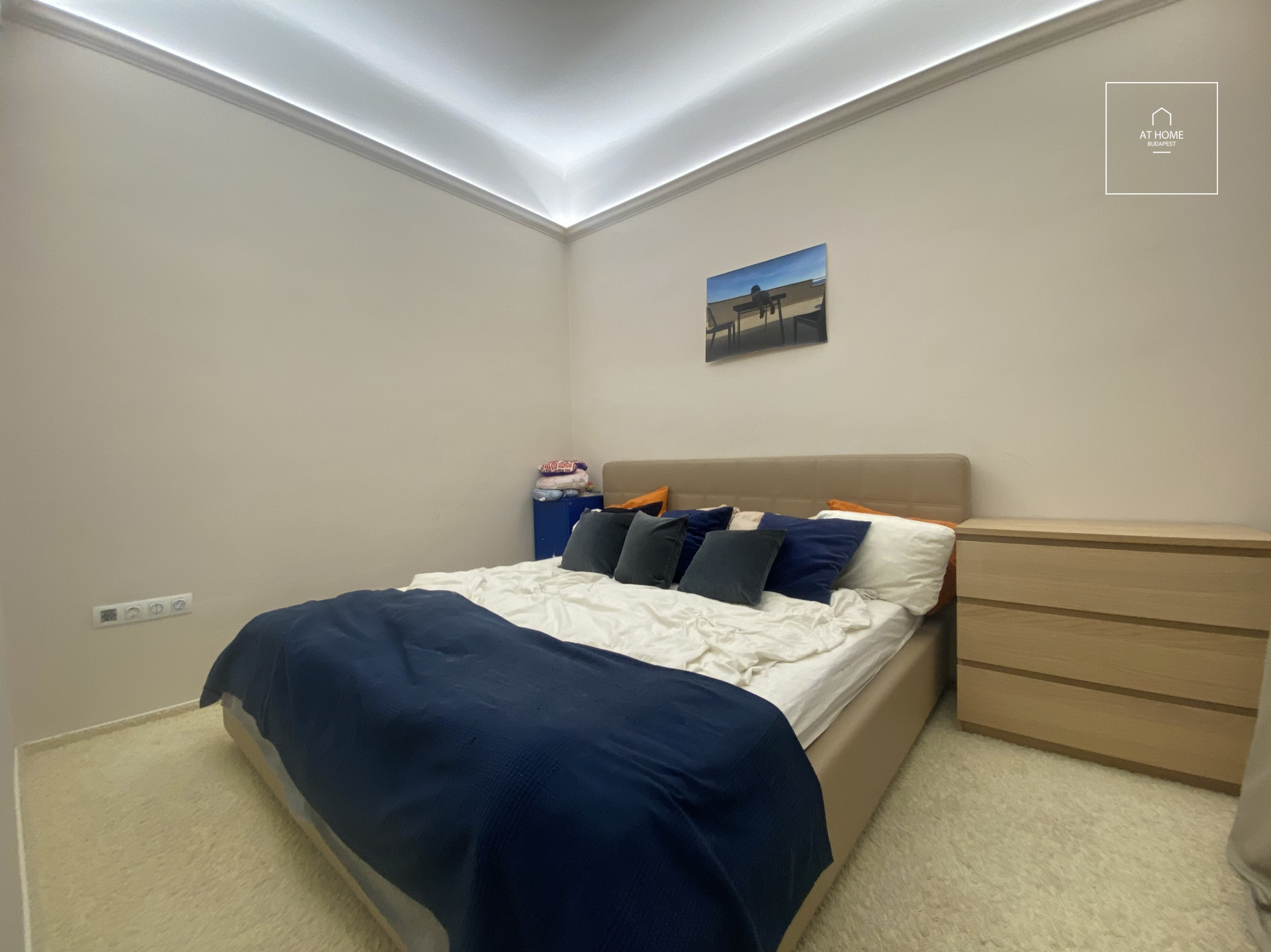 Renovated apartment for rent in a pedestrian street in Budapest XIII. Újlipotváros