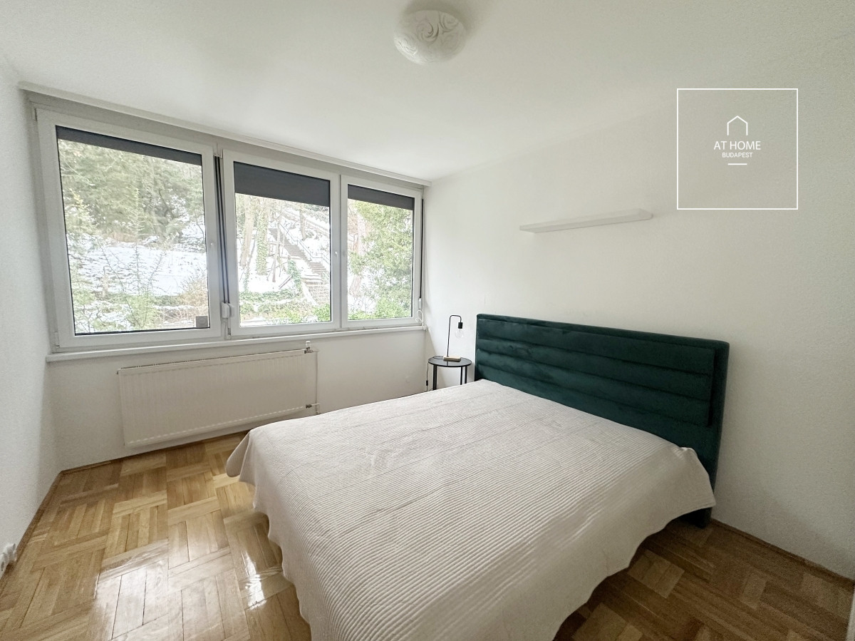 PANORÁMÁS, DUPLEX VILLA LAKÁS ZÖLD KÖRNYEZETBEN – TÖRÖKVÉSZ, II. KERÜLET