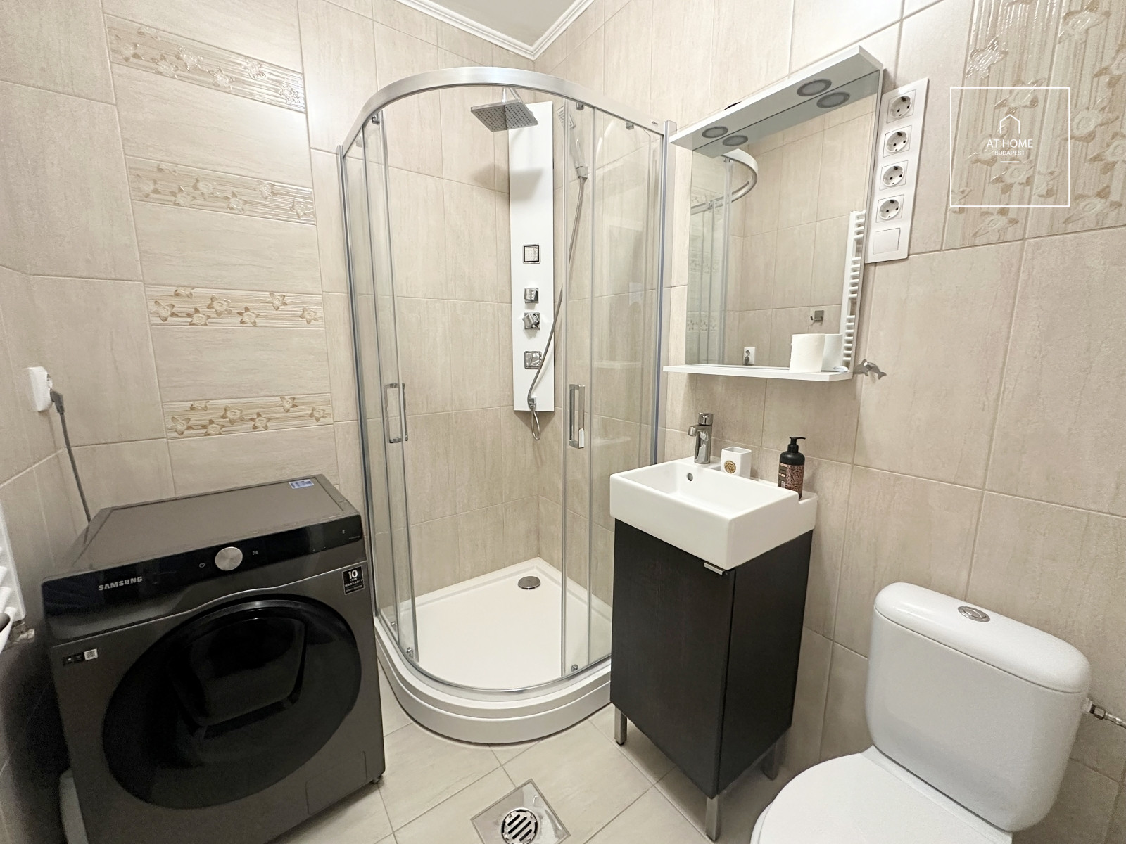 PANORÁMÁS, DUPLEX VILLA LAKÁS ZÖLD KÖRNYEZETBEN – TÖRÖKVÉSZ, II. KERÜLET