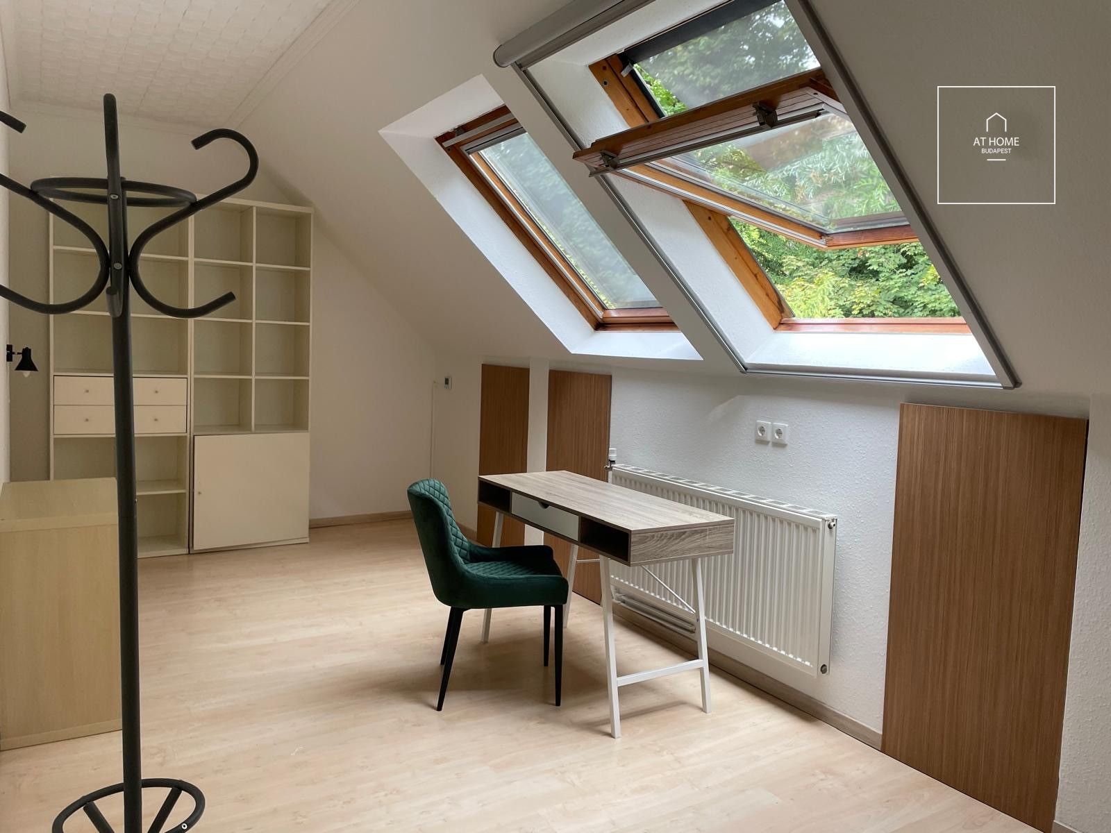 Five-bedroom panoramic apartment for rent in the 2nd district of Budapest, Törökvész.