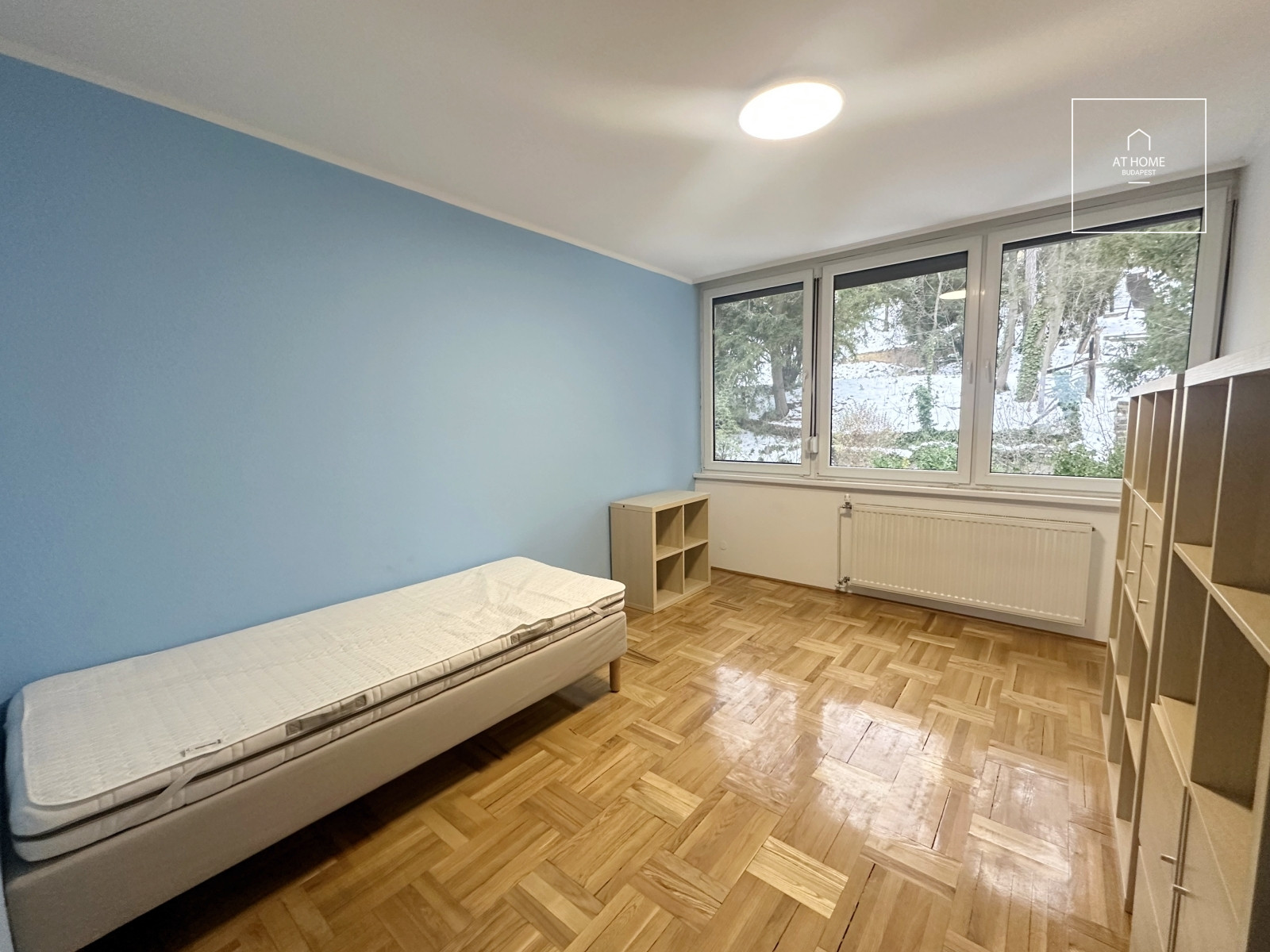 Five-bedroom panoramic apartment for rent in the 2nd district of Budapest, Törökvész.