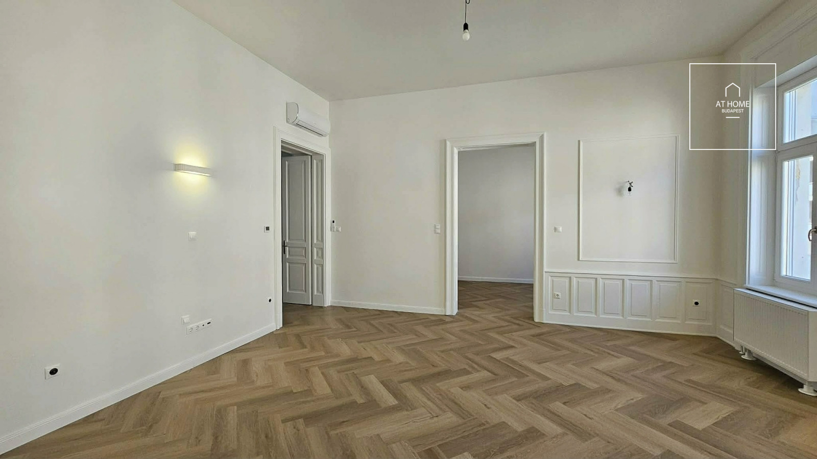 Renovated 107 sqm 2-Bedroom Apartment for Rent near Margaret Bridge in District II