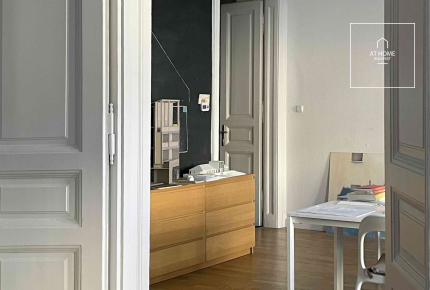 A 107 sqm 2-bedroom apartment near the Margaret Bridge in district II