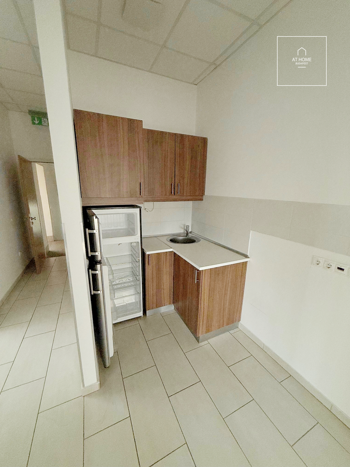 Villa for rent suitable for an embassy or company representative office in the central part of District II