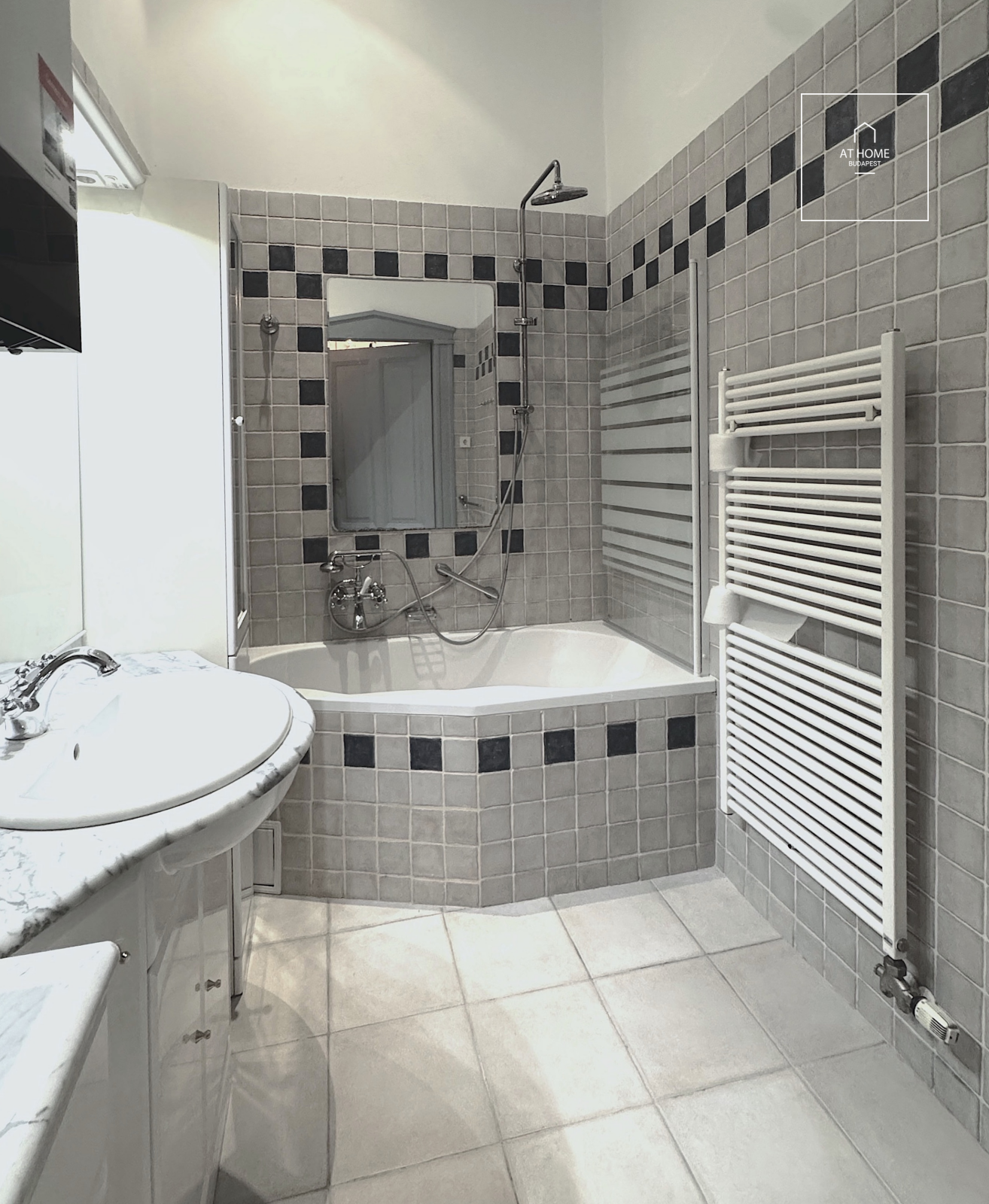 Elegant two-bedroom apartment for rent in District V, City Center.