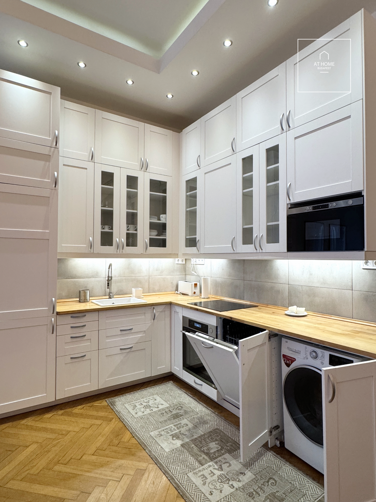 Elegant two-bedroom apartment for rent in District V, City Center.