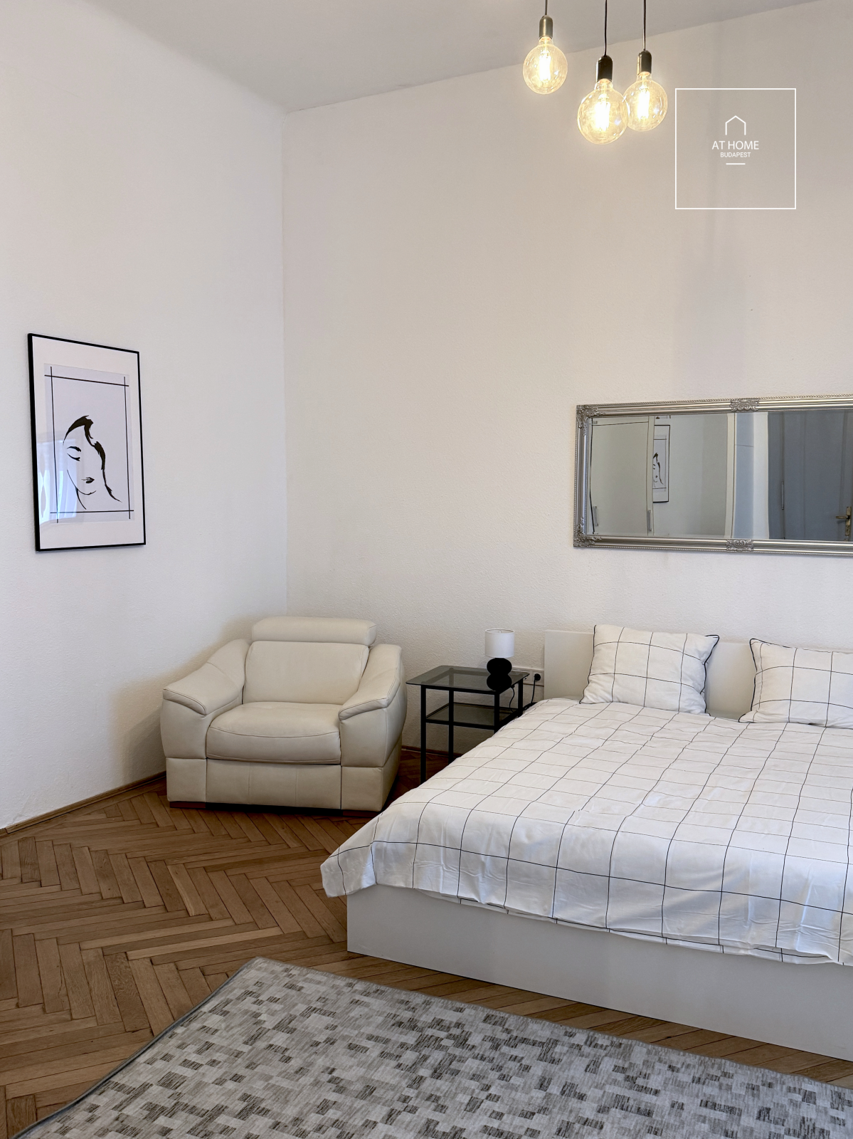 Elegant two-bedroom apartment for rent in District V, City Center.