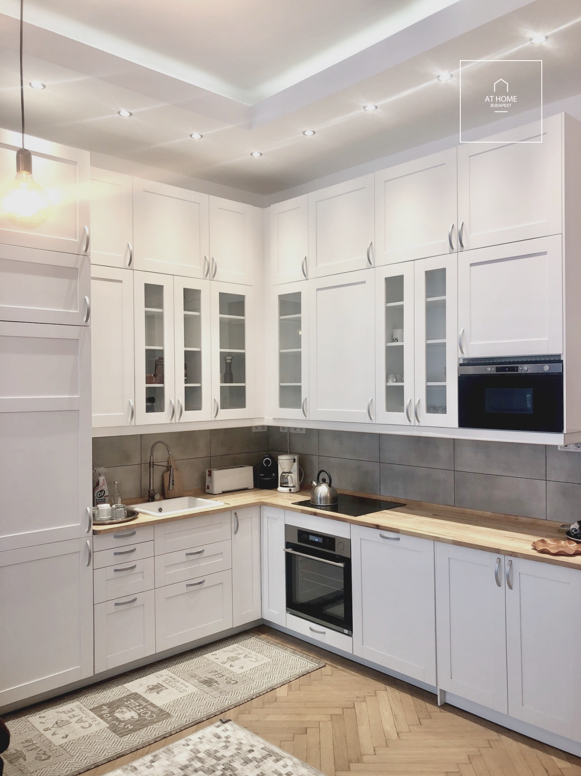 Elegant two-bedroom apartment for rent in District V, City Center.