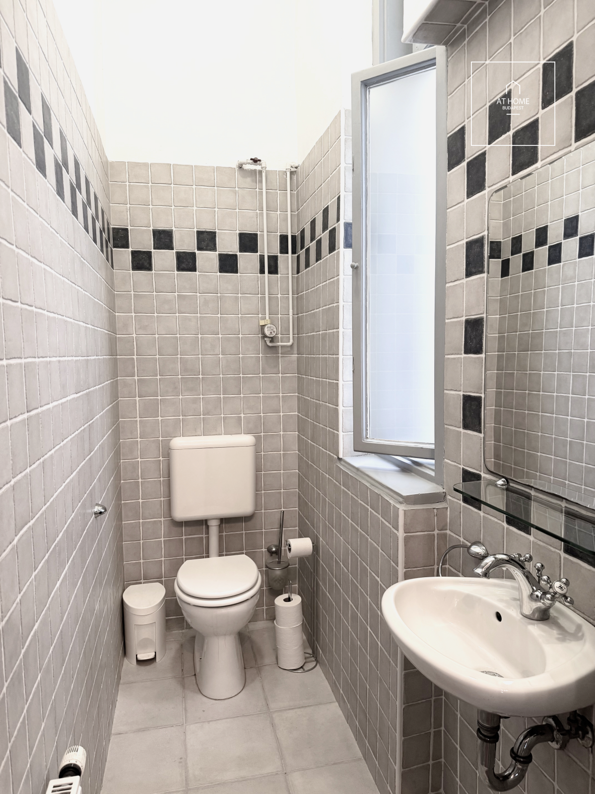 Elegant two-bedroom apartment for rent in District V, City Center.