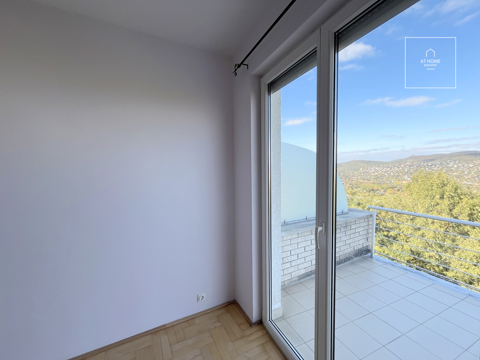 Exclusive, panoramic two-storey apartment on Istenhegy in District XII