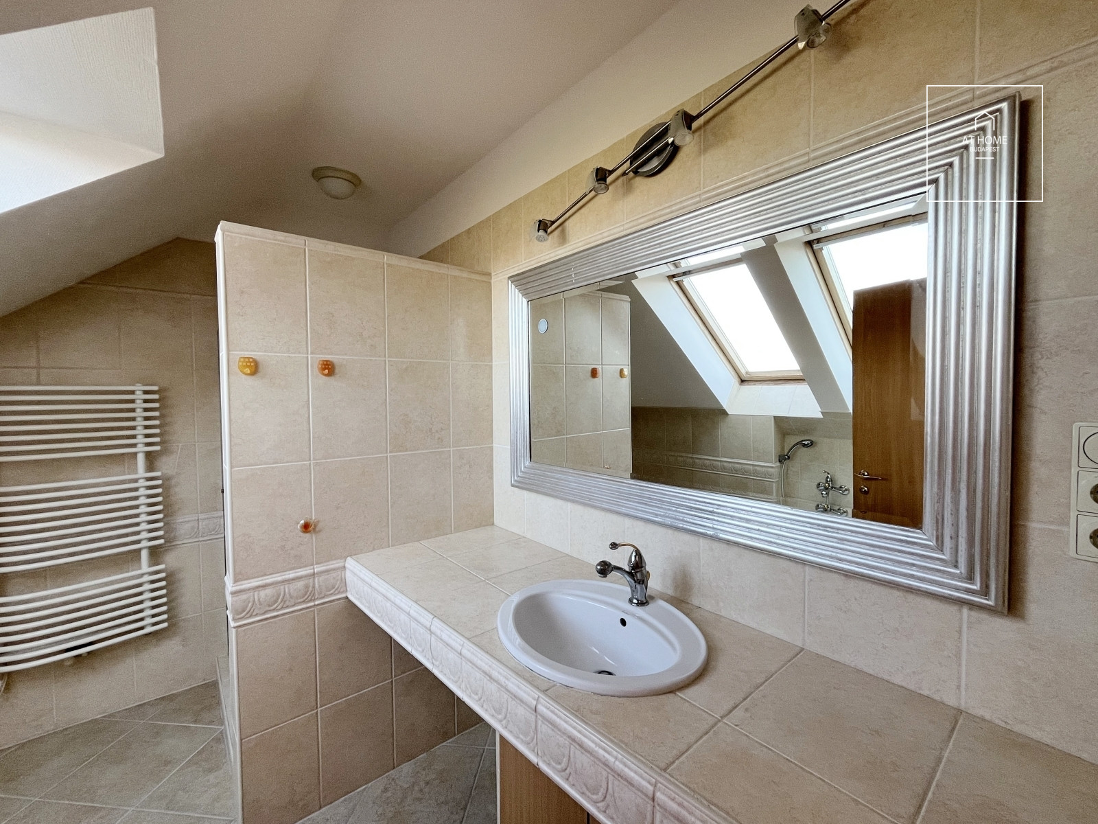 Exclusive, panoramic two-storey apartment on Istenhegy in District XII