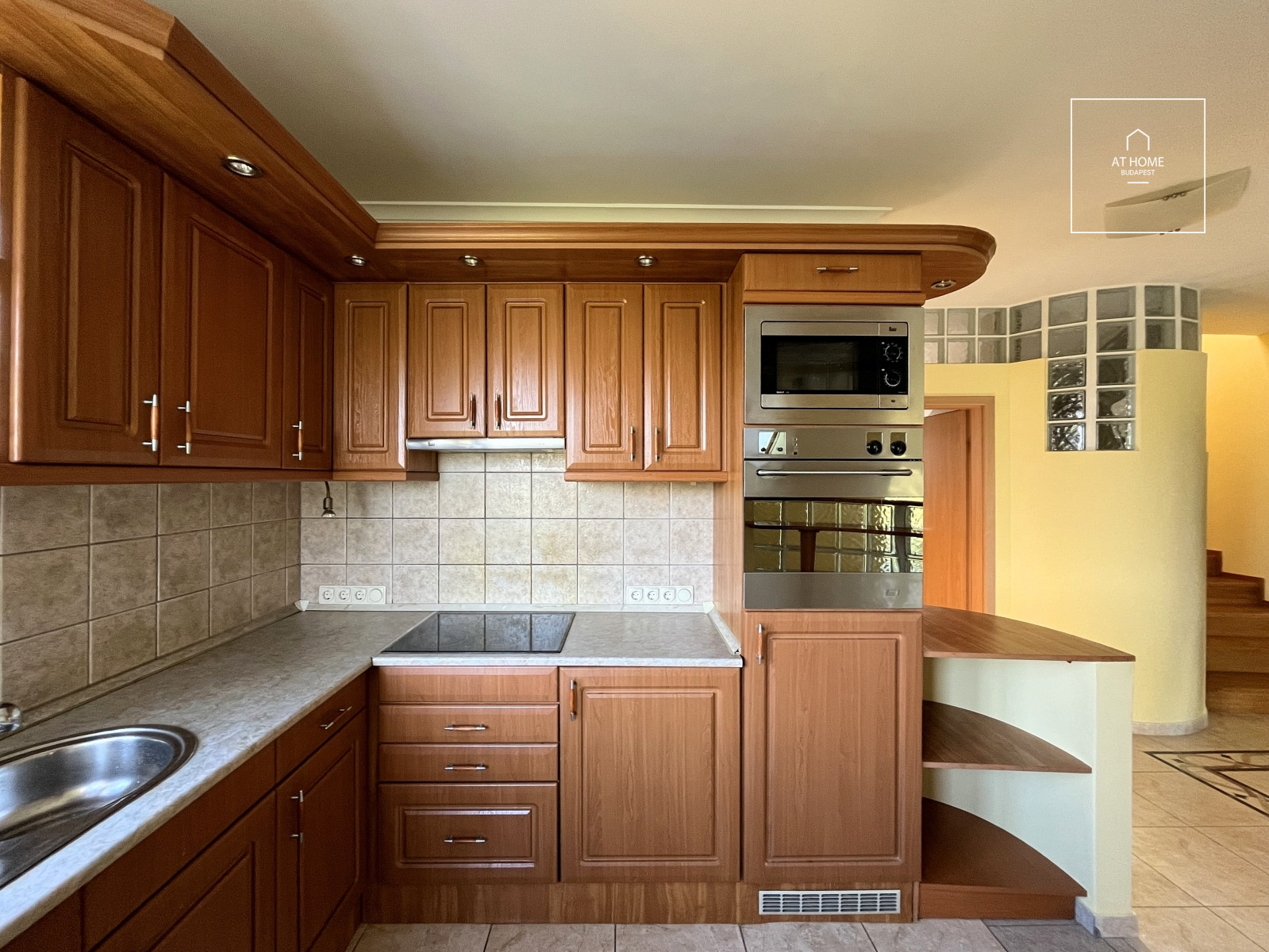 Exclusive, panoramic two-storey apartment on Istenhegy in District XII