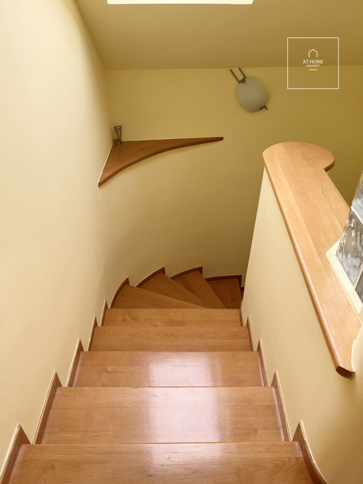 Exclusive, panoramic two-storey apartment on Istenhegy in District XII