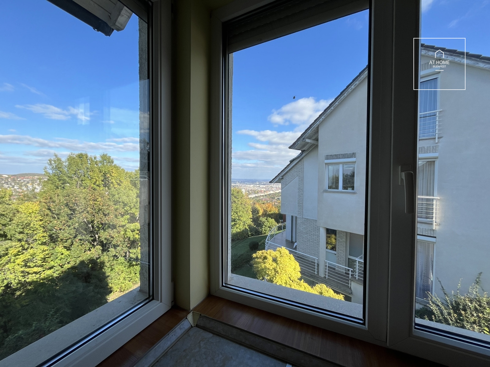 Exclusive, panoramic two-storey apartment on Istenhegy in District XII