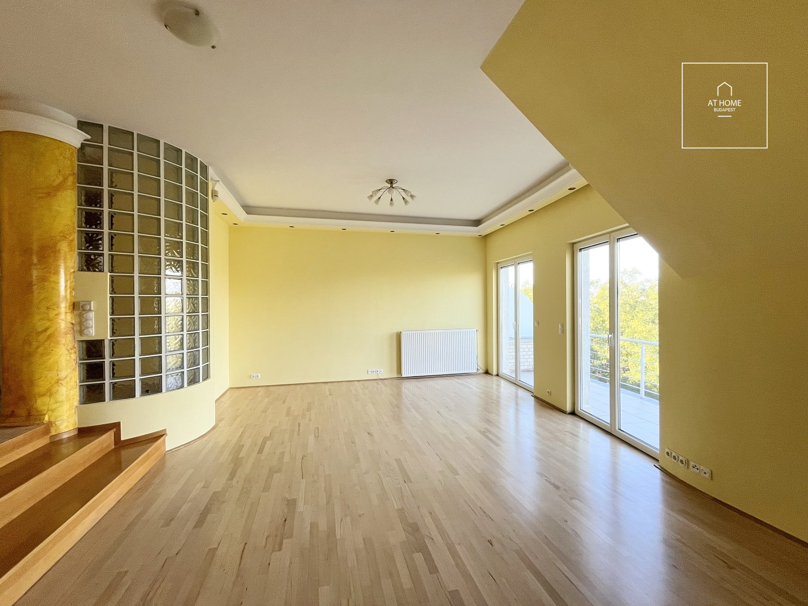 Exclusive, panoramic two-storey apartment on Istenhegy in District XII