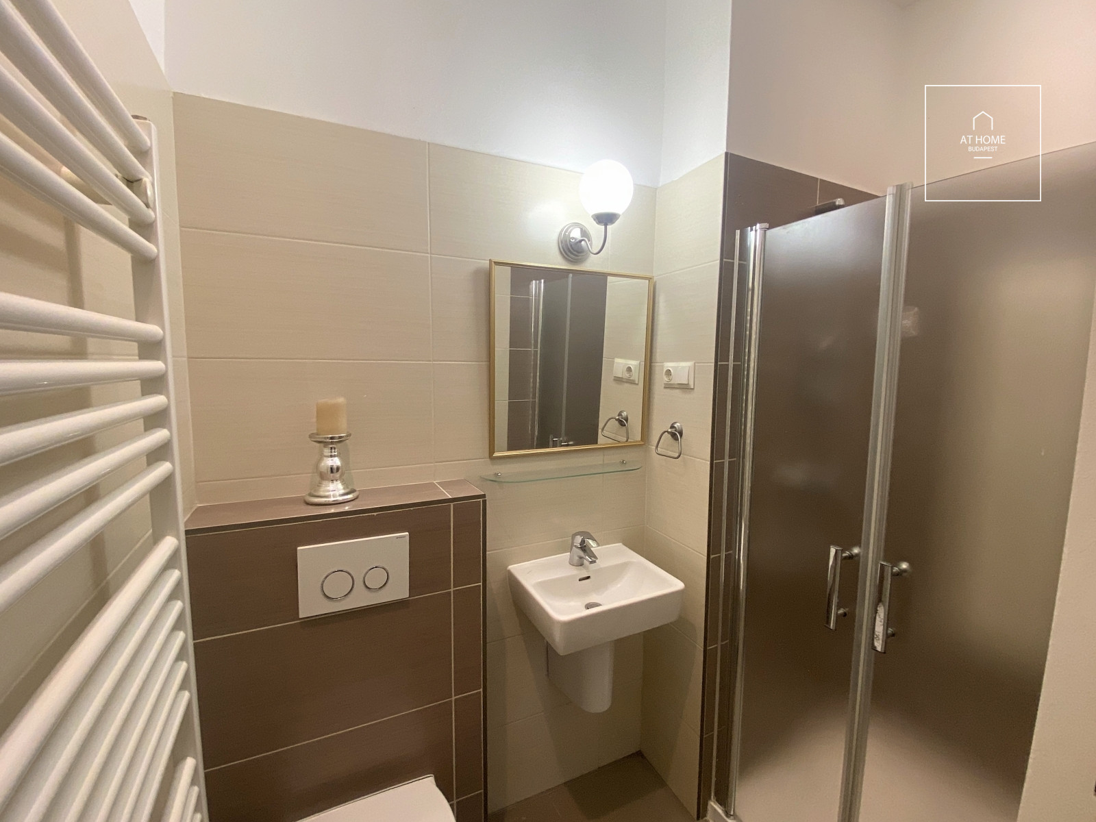 Panoramic 2-bedroom apartment on Andrássy Avenue