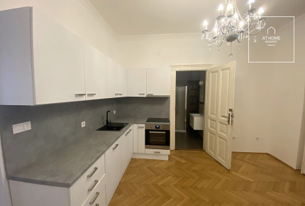 Panorámás 2 hálószobás lakás az Andrássy úton