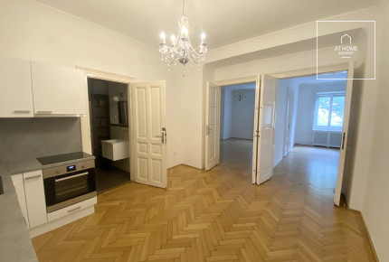 Panorámás 2 hálószobás lakás az Andrássy úton