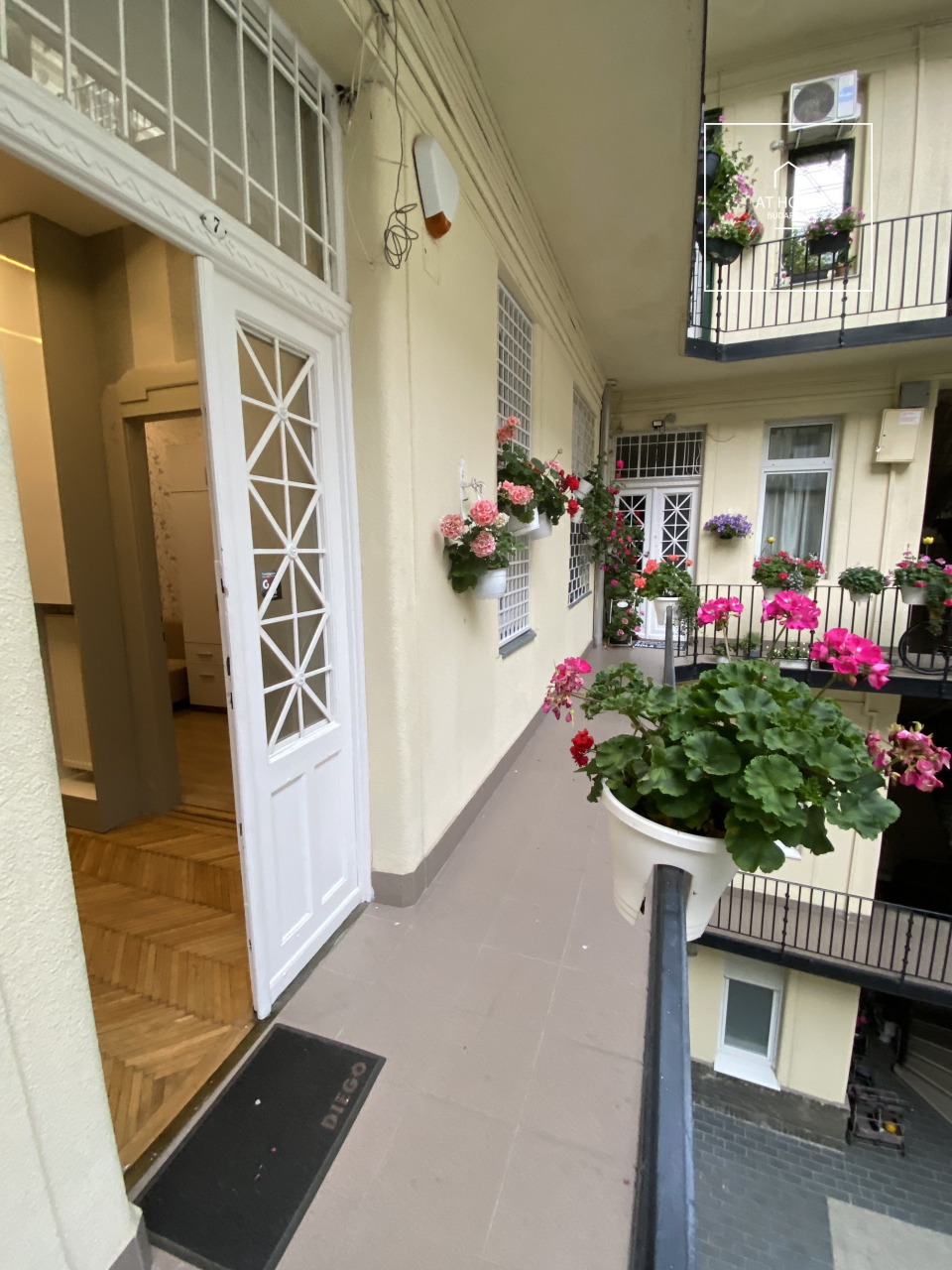 Elegant 2-Bedroom Apartment for rent in District XIII, Budapest