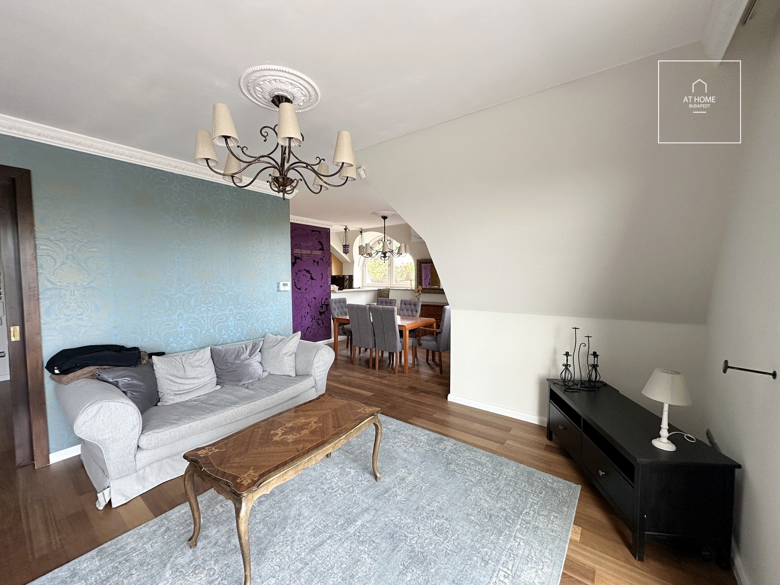 Spacious, Duplex Apartment with Panoramic View for Rent on Istenhegy – Private Garden and Sauna