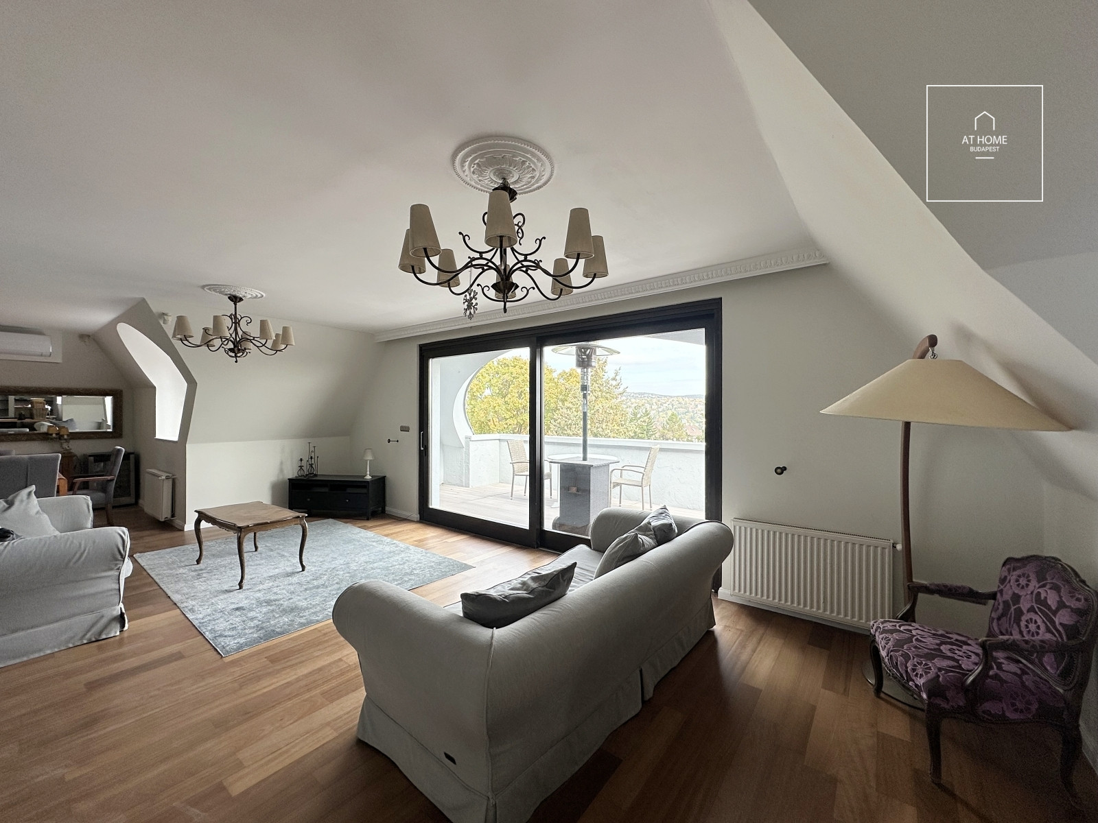 Spacious, Duplex Apartment with Panoramic View for Rent on Istenhegy – Private Garden and Sauna