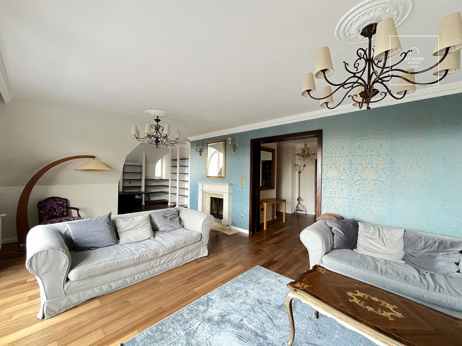 Spacious, Duplex Apartment with Panoramic View for Rent on Istenhegy – Private Garden and Sauna