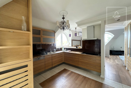 Spacious, Duplex Apartment with Panoramic View for Rent on Istenhegy – Private Garden and Sauna