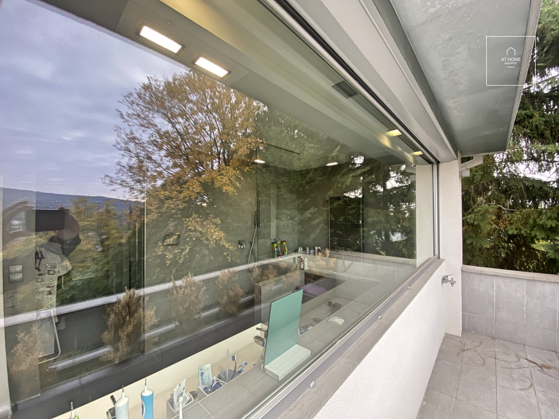 3 hálószobás panorámás duplex lakás kiadó a II. kerületben, Törökvész