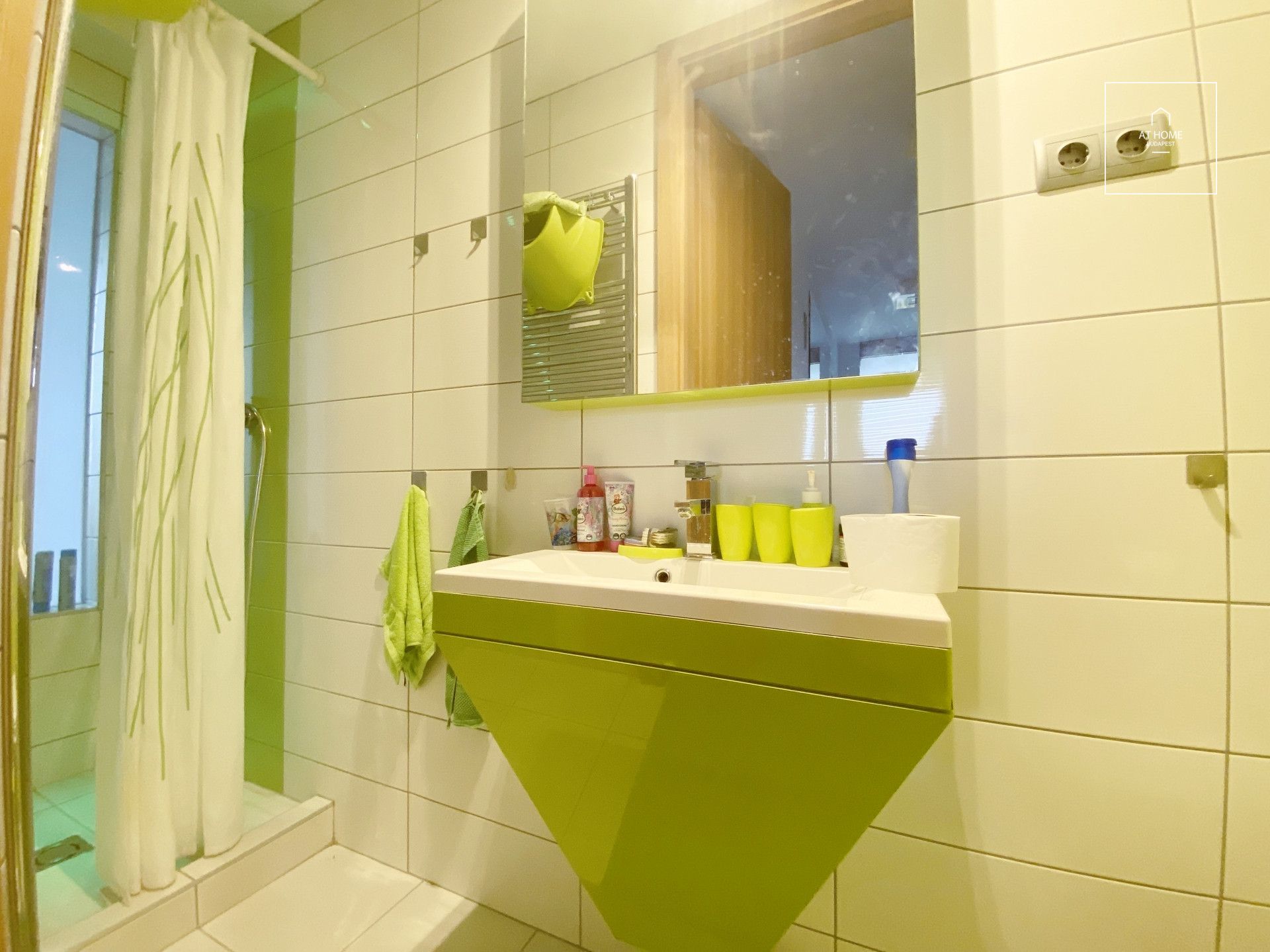 Panoramic 4-Bedroom Duplex Apartment in the 2nd district of Budapest, Törökvész