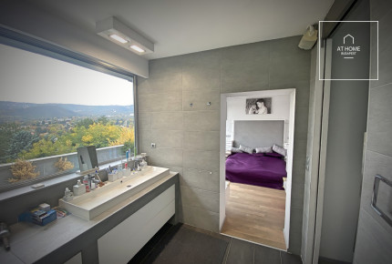 Panoramic 3-bedroom duplex apartment for rent in District II., Törökvész